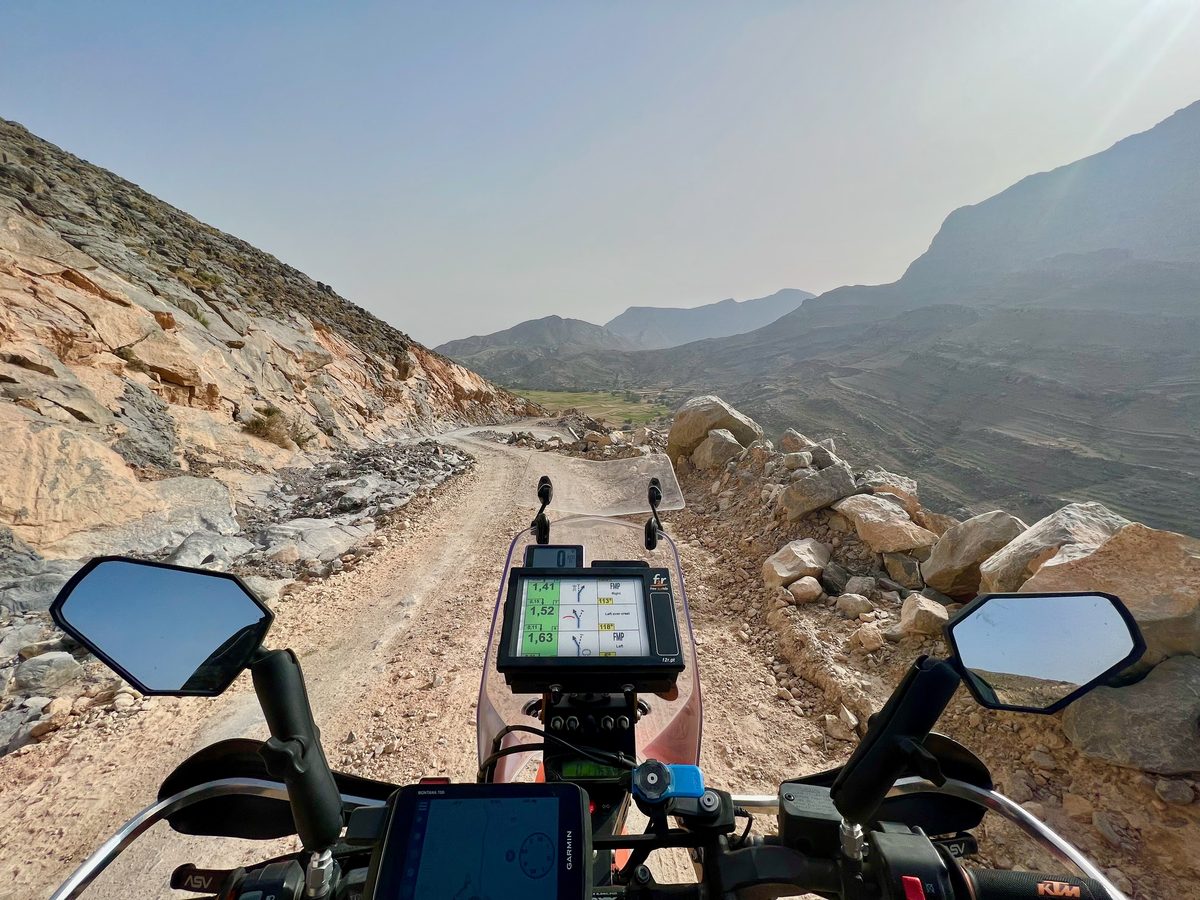 Cockpit view on the Jebel Harim road